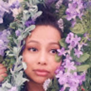 Meet your Posher, Whitney